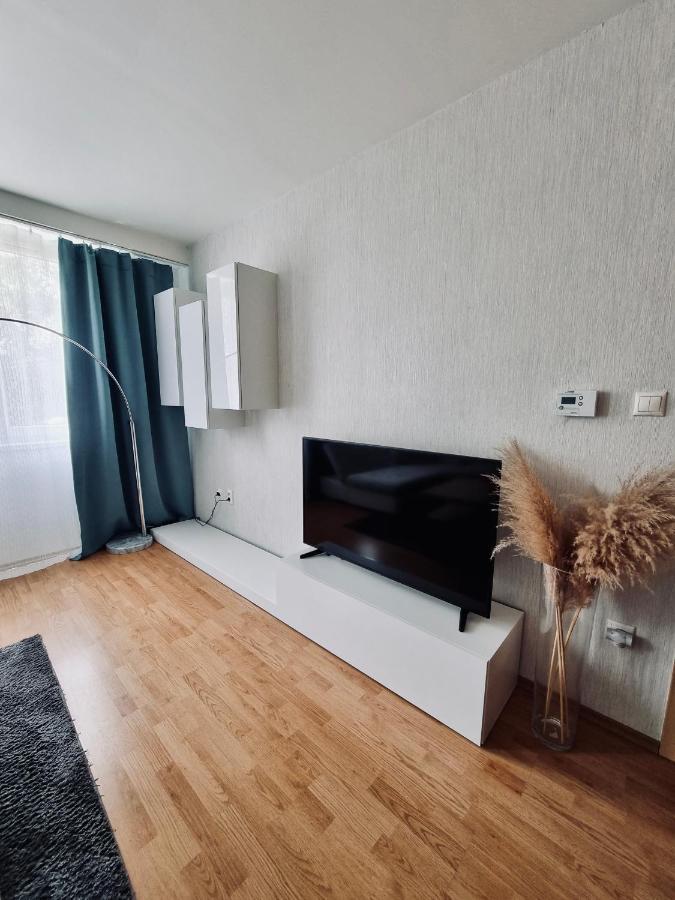 Apartment Banska - City Centre & Private Parking Banska Bystrica Exterior photo