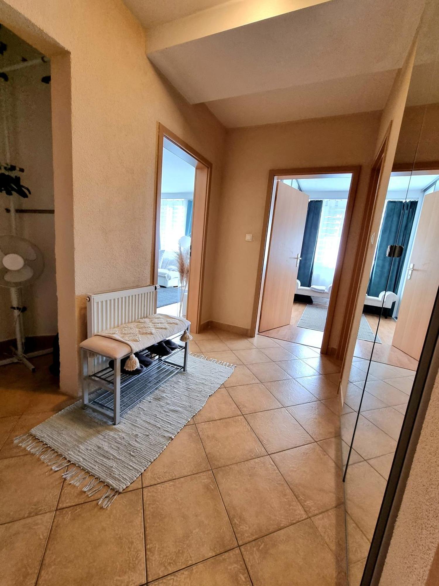 Apartment Banska - City Centre & Private Parking Banska Bystrica Exterior photo